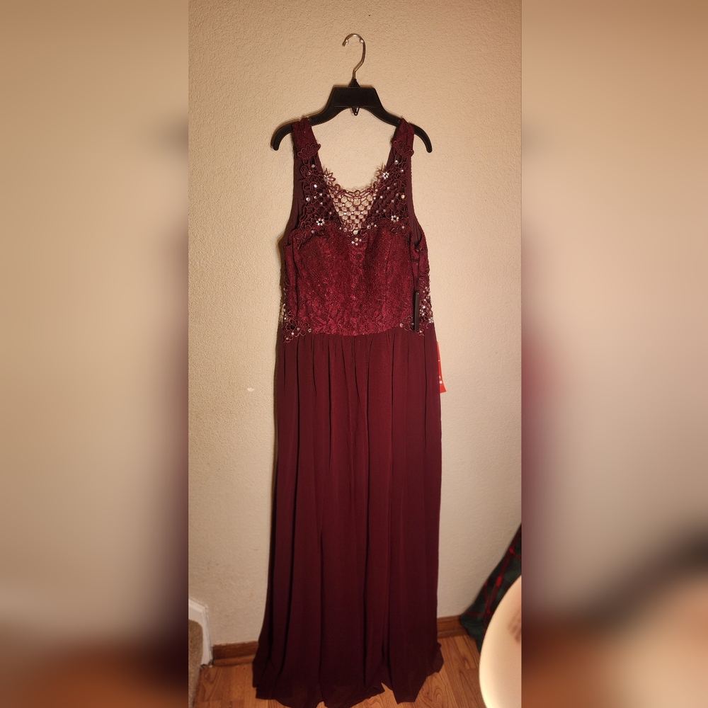 City Triangles women's maxi evening dress